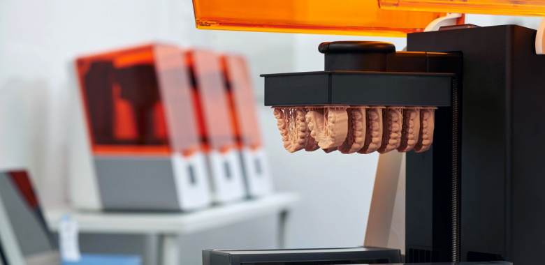 El uso de impresoras 3D en ortodoncia.